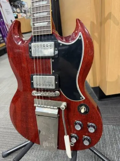 GIBSON 61 SG STD MAESTRO CHERRY LIGHT AGED 2